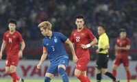 Bí mật giúp Theerathon Bunmathan trở thành Cầu thủ xuất sắc nhất AFF Cup 2022