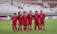 ‘Hot girl’ ghi bàn trong hiệp phụ, U19 nữ Việt Nam giành vé vào chung kết Đông Nam Á