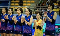 Tuyển bóng chuyền nữ Việt Nam thua chóng vánh Trung Quốc ở bán kết giải Vô địch châu Á 2023
