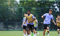 Ngoại binh mới của Hà Nội FC vẫn chưa thể ra mắt V-League