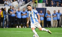 Messi sút panenka lỗi, Argentina vẫn đánh bại Ecuador trên loạt sút luân lưu