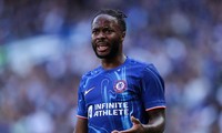 &apos;Sóng ngầm&apos; ở Chelsea: Raheem Sterling yêu cầu HLV nói rõ tương lai