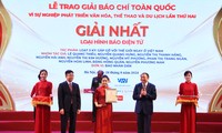 Trao giải báo chí &apos;Vì sự nghiệp phát triển văn hóa, thể thao và du lịch&apos;