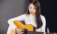 Phần thi đàn hát bằng 3 thứ tiếng của Thùy Tiên tại Hoa hậu Việt Nam 2018 hot trở lại