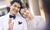 Chồng hôn Hoa hậu chuyển giới đẹp nhất Thái Lan trong tiệc cưới