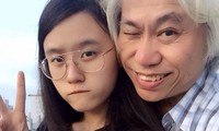 Showbiz 12/4: Vợ kém 40 tuổi của nhạc sĩ Lý Khôn Thành bị cấm dự tang lễ chồng
