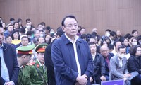 Những điểm đáng chú ý tại phiên xét xử Chủ tịch tập đoàn Tân Hoàng Minh 