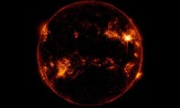 NASA chụp được cảnh &quot;tia lửa cuồng nộ&quot; từ Mặt Trời bắn trúng Trái Đất