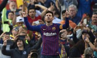 Lionel Messi lập cú đúp đẹp mắt trước Espanyol 