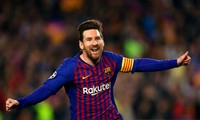  Lionel Messi vừa lập cú đúp giúp Barca đè bẹp M.U
