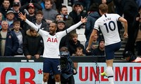 West Ham 2-3 Tottenham: Mourinho mở hàng may mắn