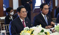 Thủ tướng mong muốn các nước lớn hợp tác với ASEAN đảm bảo hoà bình, tự do hàng hải trên Biển Đông