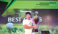 Nguyễn Vũ Quốc Anh vô địch Tiền Phong Golf Championship 2019. Ảnh: Như Ý