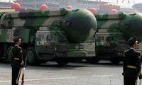 Trung Quốc phô diễn tên lửa đạn đạo xuyên lục địa DF-41. Ảnh: AP