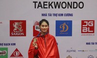 Vượt qua nỗi xa, nhớ con, Phạm Thị Thu Hiền giành HCV tại SEA Games 31 bộ môn Taewkondo. Ảnh: NVCC