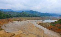 Nhiều hồ thủy điện ở miền núi Nghệ An đã cạn nước