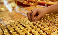 Vì sao giá vàng tăng kỷ lục? 