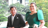Tổng thống Philippines Rodrigo Duterte và con gái Sara Duterte Carpio Ảnh: Getty 