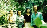 Họa sĩ Đinh Cường, nhà văn Bửu Ý, Siphani và nhạc sĩ Trịnh Công Sơn - Sài Gòn 1972 (Ảnh: T.L)