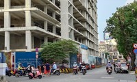 Thị trường bất động sản trầm lắng khiến DN gặp khó trong trả nợ TPDN. Trong ảnh, Dự án The Spirit of Saigon (tài sản đảm bảo phát hành TPDN) nằm im Ảnh: PV