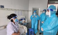 Bệnh nhân mắc bệnh đậu mùa khỉ điều trị tại Bệnh viện Bệnh nhiệt đới TPHCM ảnh: Vân Sơn 