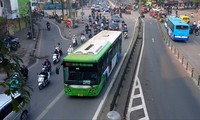 Việc BRT được dành một làn đường riêng bị cho là lãng phíẢnh: Thành Đạt 