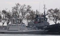 Ba tàu của Ukraine vẫn bị Nga giữ. Ảnh: Reuters