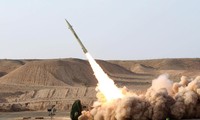 Iran phóng thử tên lửa đất đối đất Fateh 110 Ảnh: Getty