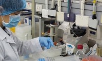 Hà Nội: Xét nghiệm PCR gặp khó do thiếu vật tư