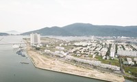 Dự án dọc sông Hàn đang được triển khai rầm rộ. Ảnh: N.T