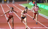 Tú Chinh đánh bại 2 VĐV nhập tịch của chủ nhà Philippines để bảo vệ thành công danh hiệu nữ hoàng điền kinh Đông Nam Á ở cự ly 100m nữ ảnh: H.M 