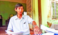 Ông Nguyễn Văn Côi trình bày sự việc với phóng viên Tiền Phong cách đây 2 năm về trước . Ảnh: Nguyễn Thành ​