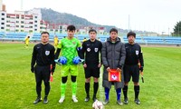 Thủ môn Bùi Tiến Dũng mang băng thủ quân U23 Việt Nam ở trận này 