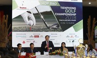Tổng biên tập báo Tiền Phong, trưởng BTC giải Tiền Phong Golf Championship 2018 Lê Xuân Sơn giới thiệu giải đấu. Ảnh: NHƯ Ý