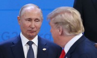 Tổng thống Nga Vladimir Putin và Tổng thống Mỹ Donald Trump tại hội nghị G20 ở Argentina. ảnh: Getty Images 