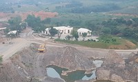 Khu "biệt phủ" xây dựng trái phép trong mỏ 