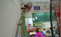 Camera ghi lại sự việc một giáo viên đánh học sinh lớp 2 ở TP HCM 