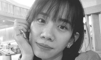 Nữ diễn viên Tăng Nhược Băng đột tử khi đang cho con tắm
