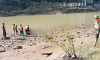 Phát hiện thi thể một phụ nữ trên sông Nậm Mộ