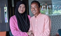 Ca sĩ U70 cưới vợ lẽ nhỏ hơn 43 tuổi gây bàn tán
