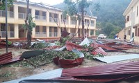 Gió lốc, mưa đá gây nhiều thiệt hại tại xã biên giới ở Sơn La