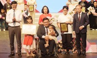 Hôn nhân hạnh phúc của gia đình đặc biệt ở Hà Nội 
