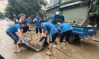 Hình ảnh đẹp của tuổi trẻ Hà Giang tham gia cứu hộ, hỗ trợ người dân khắc phục hậu quả mưa lũ