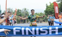 Sôi nổi giải chạy THACO Marathon Vì an toàn giao thông - Điện Biên Phủ
