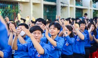 TPHCM rực rỡ sắc xanh tuổi trẻ trong ngày ra quân Tháng Thanh niên 2024