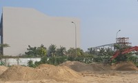 Người dân bức xúc vì bãi kinh doanh vật liệu gây ô nhiễm &apos;mọc như nấm&apos; ở TP Sầm Sơn