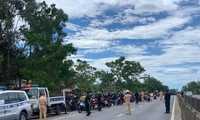 Ba người đi xe máy từ TPHCM về quê Quảng Trị dương tính SARS-CoV-2