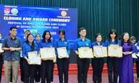 Học sinh Trường THPT thị xã Quảng Trị giành giải Nhất thi liên hoan tiếng Anh
