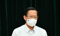 Phó Bí thư Thường trực Thành ủy, Chủ tịch UBND TPHCM Phan Văn Mãi