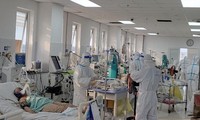 Các bệnh viện, cơ sở y tế TPHCM khẩn cấp ứng phó với biến thể Omicron